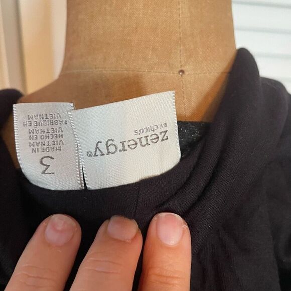 ZENERGY BY CHICO’S | black & white hooded stretchy sweater jacket size 3 or L - Picture 5 of 6